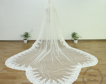 Mantilla Lace Veil, Lace Edge Veil, Cathedral Veil, Baroque Veil, Soft Tulle Veil, Ivory Wedding Veil, One Tier Veil with Comb, Chapel Veil