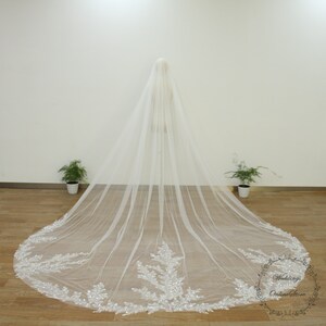 Flower Leaves Applique Veil, Bead Sequin Wedding Veil, Long Cathedral Veil, Floral Veil, Ivory Bridal Veil, Chapel Veil with Comb, Boho Veil