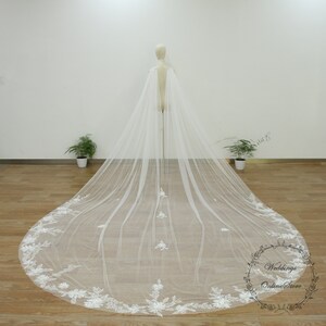 Floral Cape Veil, Queen Cathedral Veil, Flower Veil with Sequin Bead, Bridal Cape Veil, Ivory Wedding Veil, Chapel Veil, Elegant Wdding Veil