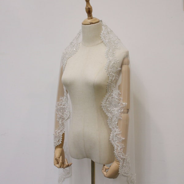Luxury Beaded Sequined Lace Mantilla Wedding Veil, Lace Edge Bridal Veil, Vintage Chapel Veil, Ivory Lace Wedding Veil,1 Tier Veil with Comb