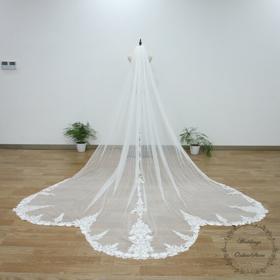 Floral Applique Veil, Lace Cathedral Veil, Ivory Tulle Veil  display picture 1