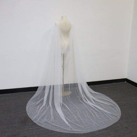 Elegant Pearl Cape Veil, V Back Bridal Cape, Ivory Tulle  display picture 3