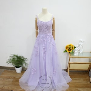 Pale Purple Prom Dress,Floral Lace Party Gown with Double Straps,Boat Neck Evening Dress,Fairy Graduation Gown,Criss Cross Back Bridal Gown