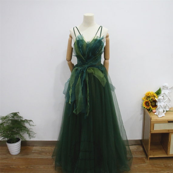 green emerald velvet dress Amazon.com: GZCYL Dark Green Girls Pageant Dresses Velvet and Tulle Flower  Girls Dress for Wedding Off Shoulder: Clothing, Shoes & Jewelry main image 1