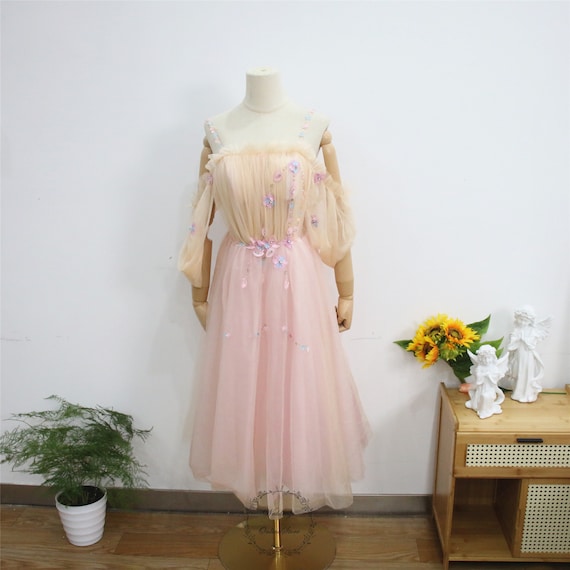 Buy Pink Short Prom Dress, Lace Graduation Dress,3d Flower Evening Dress,beaded  Party Gown,off Shoulder Bridal Dress, Spaghetti Straps Prom Gown Online in  India - Etsy