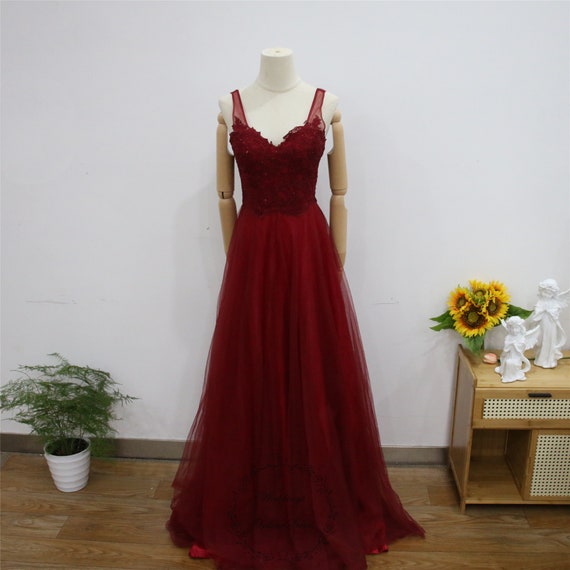 Buy Wine Red Prom Dress With Thick Straps, V Neck Evening Dress, Beaded Lace  Flower Party Dress, Sleeveless Tulle Formal Gown, Bridesmaid Gown Online in  India - Etsy