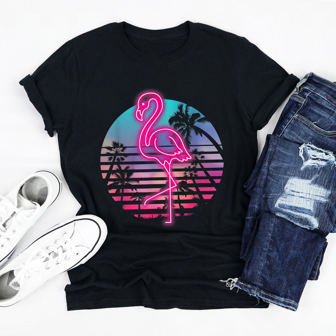 Flamingo Graphic Print Summer T-Shirt, Short Sleeve Round Neck Casual Women's Top | ChicGrl