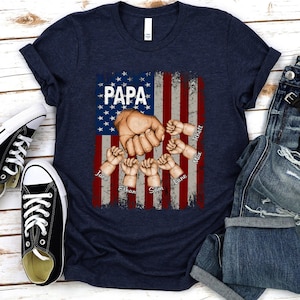 Camiseta com a bandeira do papai e dos netos, camiseta personalizada do papai, camiseta personalizada do vovô com o punho e os nomes dos netos, camiseta do dia dos pais para o vovô