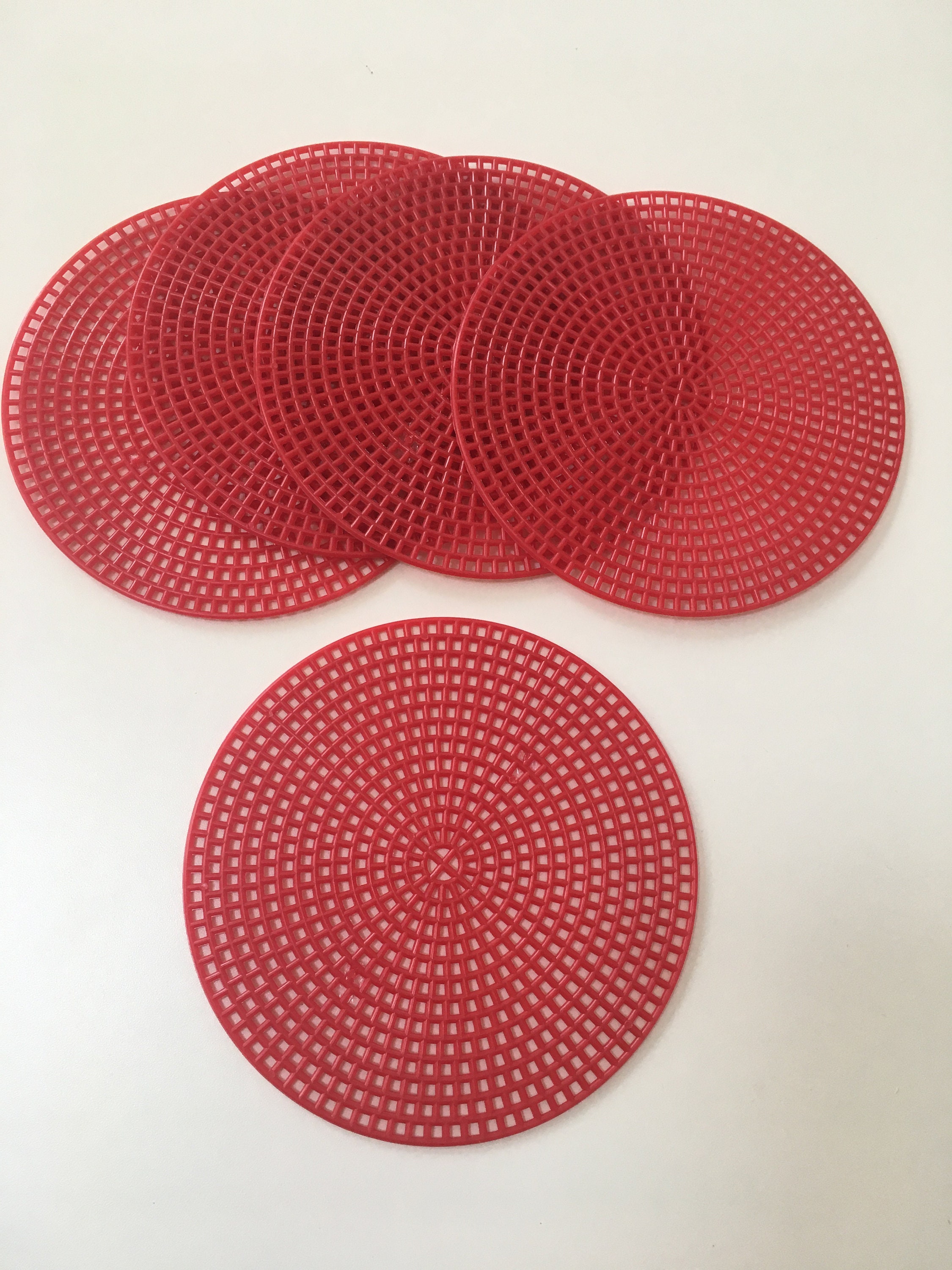 4 1/4 Inch Plastic Canvas Circle Cutouts Set of 5 - Etsy
