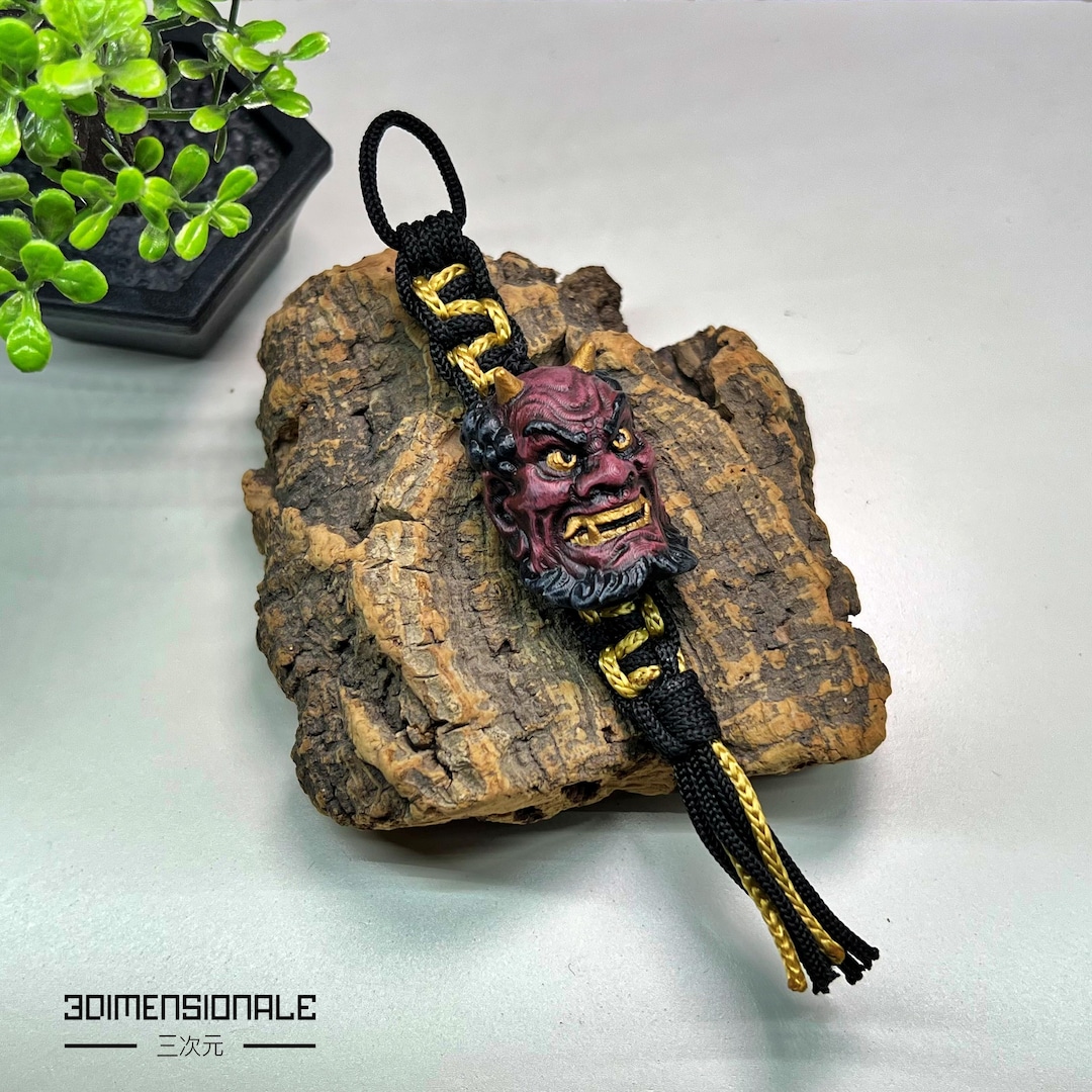 Oni Traditional Keychain – Hand Painted Japanese Yokai Macramé
