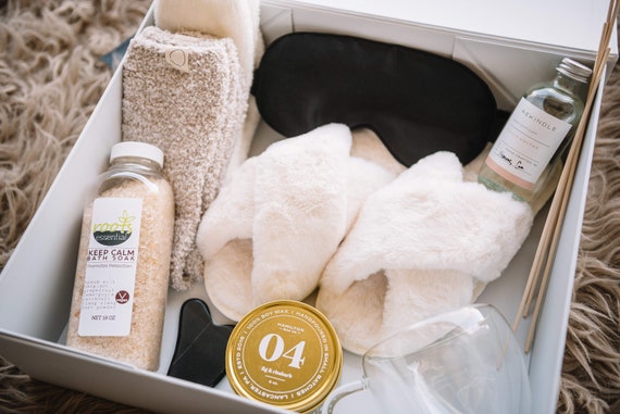 Cozy Gift Box | Hygge Gift Box | Thinking of You Gift | Get Well Soon Gift | Hug in a Box | Self Care Box | Self Care Gift | Care Package