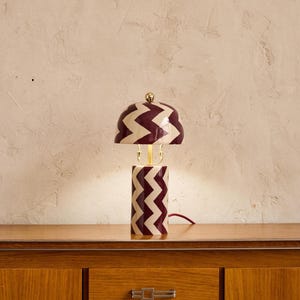 Lampe de table en céramique faite main Bombay | Pièce décorative unique pour votre salon ou votre chambre | Cadeau de pendaison de crémaillère | Avec ampoule