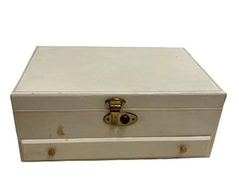 Vintage Large Mele Jewelry Box with Key!