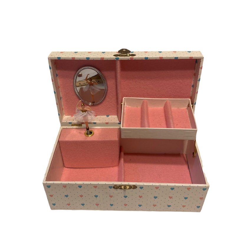 Jewelry Box Ballerina Replacement - I need a replacement ballerina for a jewelry box that's about 40 years old,can you tell me where I can purchace one?
