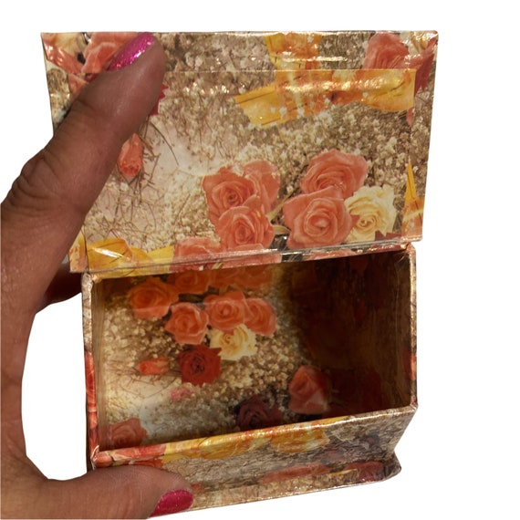 Adorable Tiny House Jewelry Box! Gem