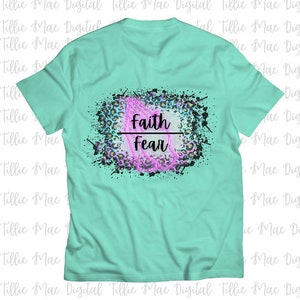 Fede religiosa sulla paura PNG Neon Distressed Stampa leopardata Preghiera Mani Maglietta carina Felpa Sublimazione Design Download digitale Regalo Png