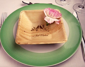 Wedding gift Wedding decoration Wedding table Bride and groom Palm leaf bowl personalized with dove motifs