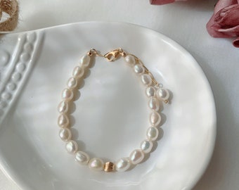 Baroque Pearl Bracelet | Pearl Beaded Bracelet | 14K Gold Filled Beaded Bracelet | Classic Pearl Bracelet | Dainty Jewelry | Gift For Her