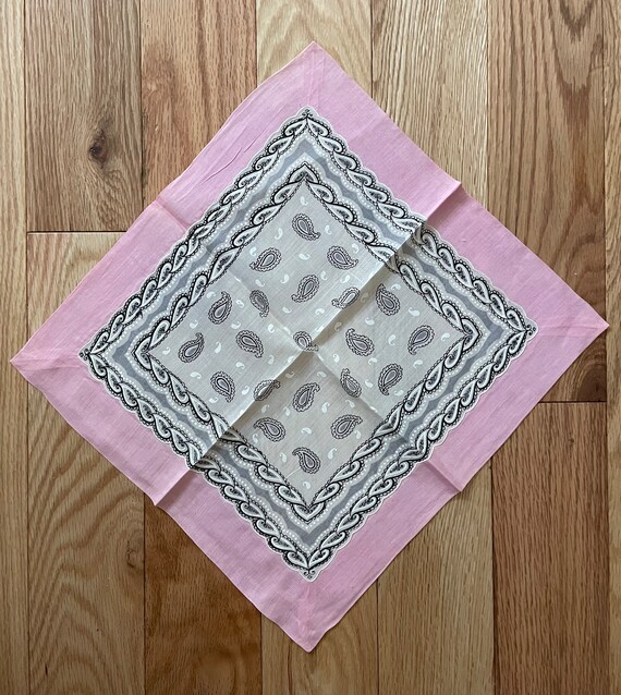 Lot of 3 Vintage Handkerchiefs / Pink / Black / F… - image 3