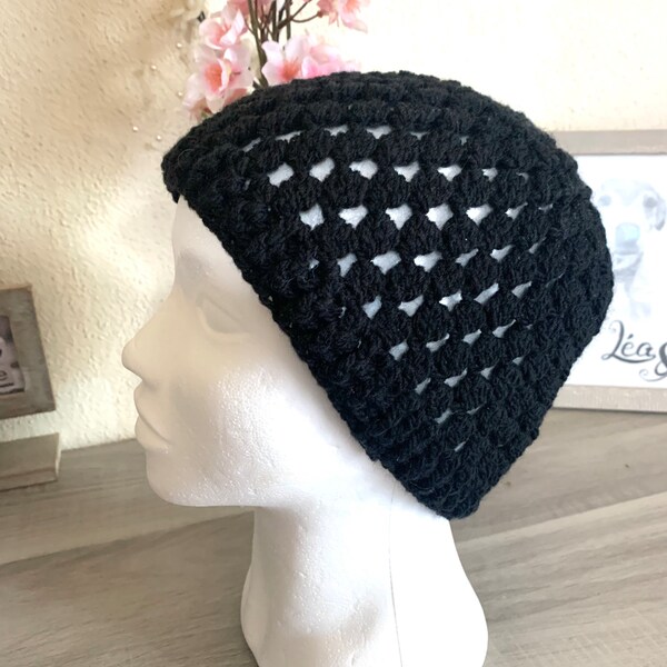 Joli bonnet au crochet / chapeau /toque / idée cadeau Noël