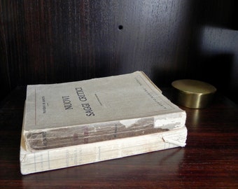 2-Book Set - An Anthology of Italian Literature by Attilio Momigliano - New Critical Essays by Francesco De Santis