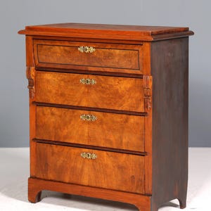 Beautiful Wilhelminian style chest of drawers Art Nouveau antique sideboard chest of drawers