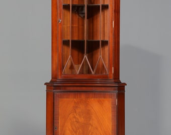 Beautiful English corner display cabinet antique 60s real wood cabinet corner cabinet glass display cabinet