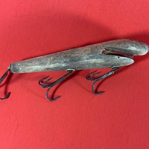 Vintage Fishing Lure, primitive circa 1950.  Perfect decor for fishing cabin