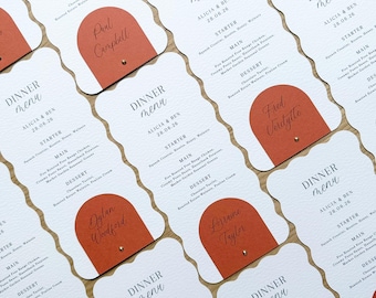 Menù con segnaposto ondulati / Menù ondulato / Menù a conchiglia / Menù di nozze personalizzato / Allestimento del menù personalizzato / Menù di nozze elegante
