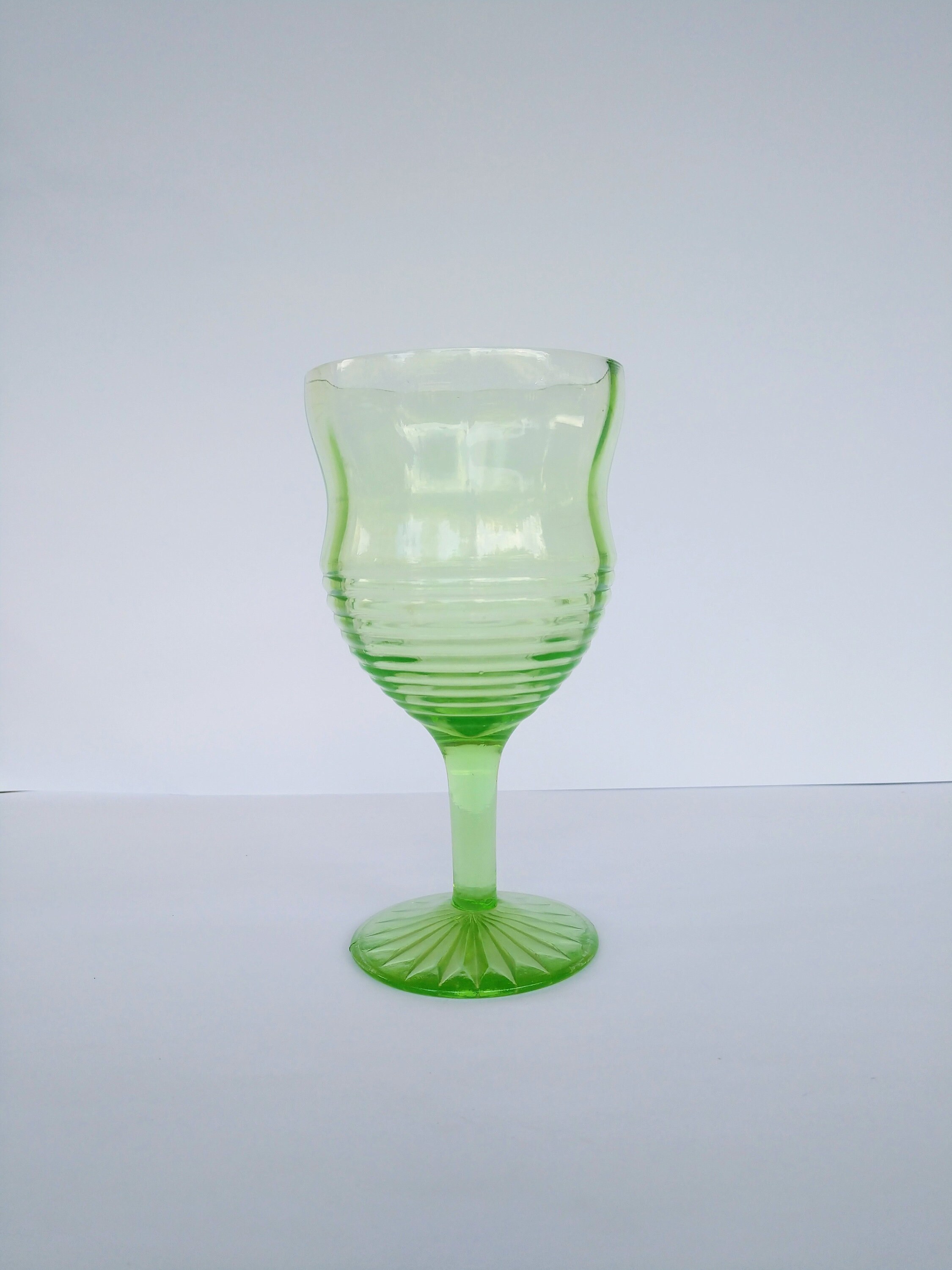 Anchor Hocking Depression Glass Uranium Green Water Goblet Etsy