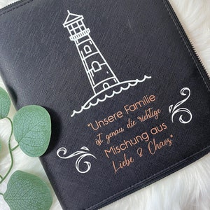 einzigartiger Familienorganizer mit Leuchtturm aus Kunstleder