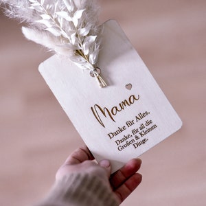 Für Mama | Karte aus Holz | Trockenblumen | Gutschein für Mama
