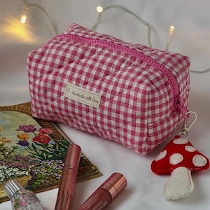 Pink gingham quilted makeup bag, cosmetic bag, travel bag, toiletry bag, cosmetic pouch, gifts for her, keychain, bag charms