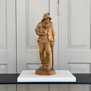38 cm / Hand-carved wooden figure mountaineer / Old man figure wood / Retro / ravishingly simple / Traditional wood carving / Real wood