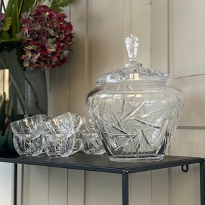 9 szt. Zestaw szklanek True Vintage Punch Bowl / 4200 gramów litego szkła / Szkło ponczowe i 8 szklanek / Kryształ ołowiowy / Głębokie cięcie / GL-225