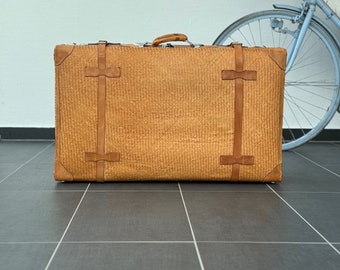 Valigia vintage enorme / Rafia e pelle / Anni '50-'60 / Valigia retrò / Nostalgia / Valigia vintage / Pelle di rafia /