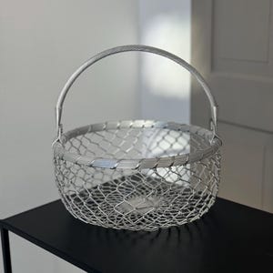 Wire basket / metal basket /