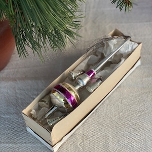 Glass Christmas tree topper / 26 cm / Tinsel tree topper / Vintage Christmas tree topper with leonine wire / 60s / Silver with stripes