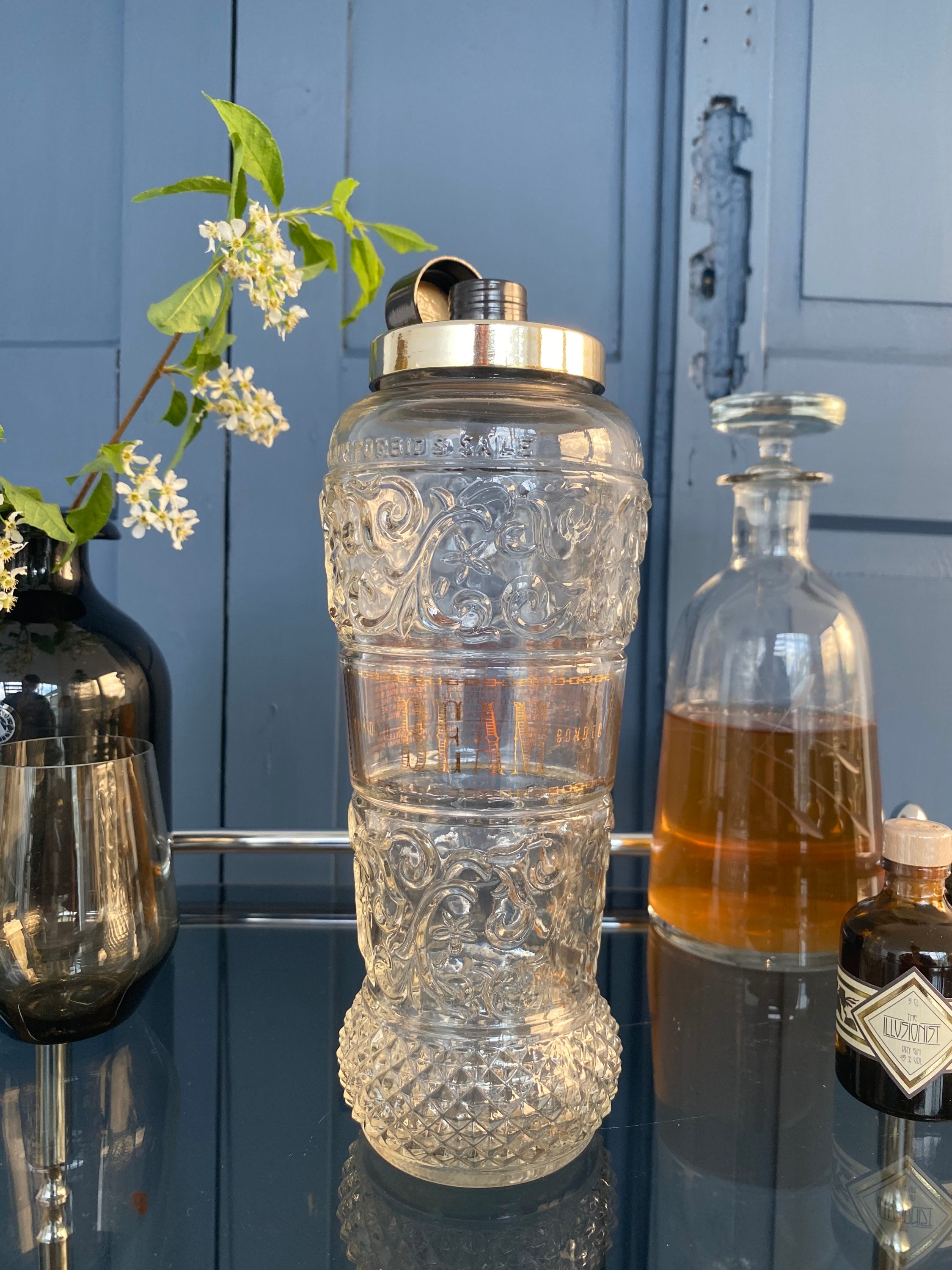 BA - 004 / Vintage Bonded Beam Whiskey Shaker / Decanter