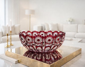 Sophisticated ruby-red crystal bowl, overlay glass, statement bowl, coffee table interior design, 20 cm vintage cut crystal bowl, luxurious decorative bowl