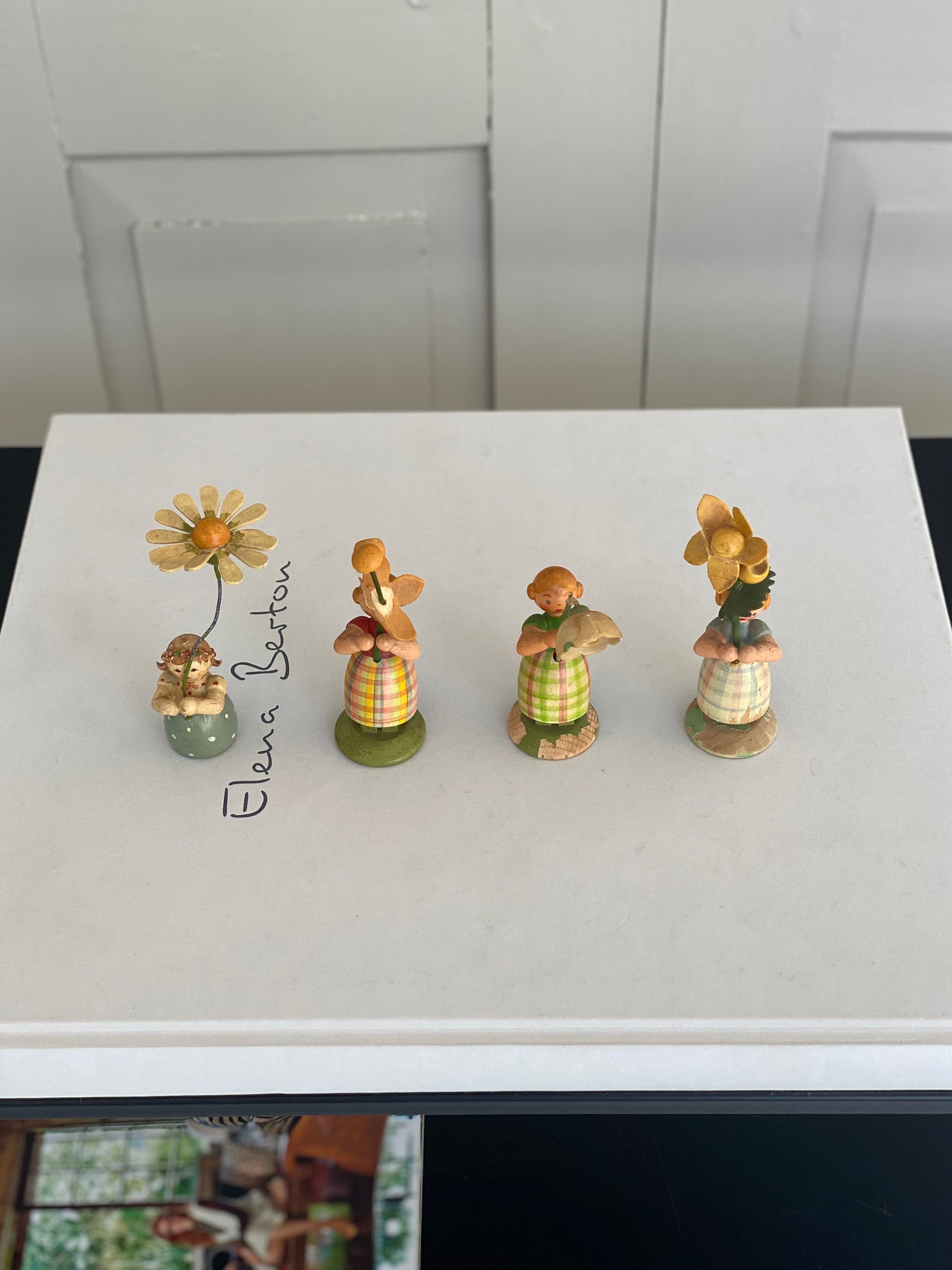 Set 4 PCS / Handmade Wooden Flower Girl Figures / Vintage