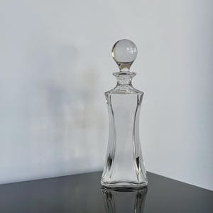 2,3 kg ciężki zabytkowy szklany dzbanek / minimalistyczny dzbanek / dzbanek do whisky / karafka / butelka na wodę / wózek barowy / wózek barowy z lat 80. / domowy barek