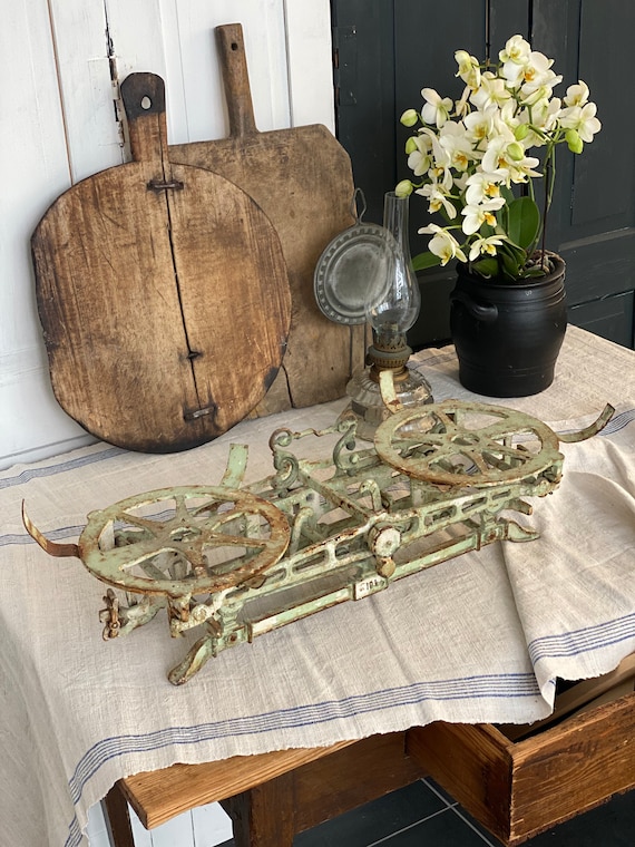 ANTIKE BALKENWAAGE, Gusseisen unvergleichbar schöne Patina,  #Vintage #Küchendekoration #Landhausstil #Brocante #Food Prop