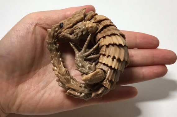 アルマジロトカゲ リアルなプラスチックフィギュア 可動関節付き