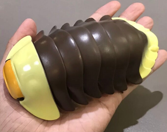Plastic Pill Bug Roly Poly Insect Potato Bug Isopod Figure W/moving