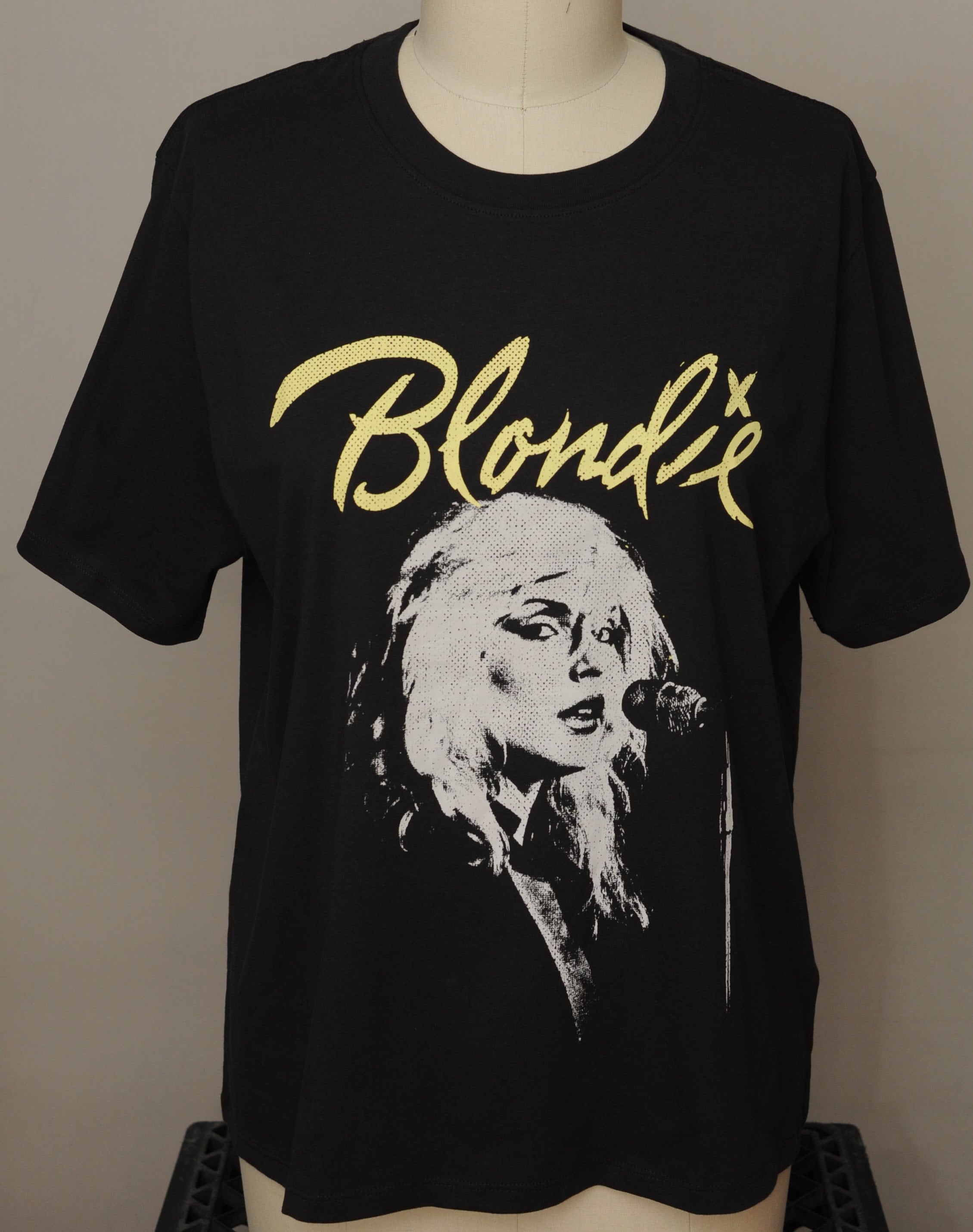 Blonde bolt crop band tee – Bad to the Blonde