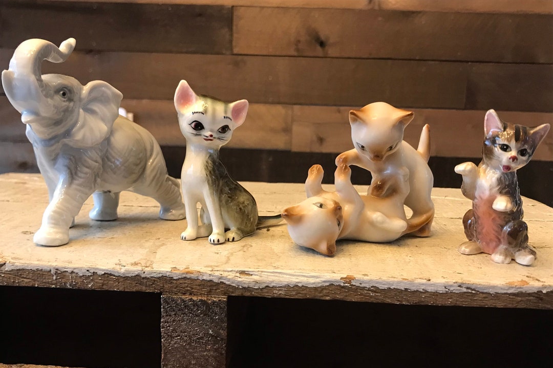 Vintage Ceramic Animal Figurines, Miniature Animals, Miniature Cat, Cat