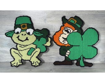 2 Leprechaun & Frog Clover Vtg Plastic Canvas Project Complete St Patrick's Day