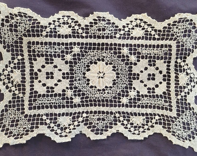 Great Pair of Vintage Filet Lace Table Scarves/ Doilies Etsy