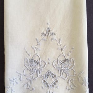 Vintage Hand Towel w/ Embroidery and Cut Work